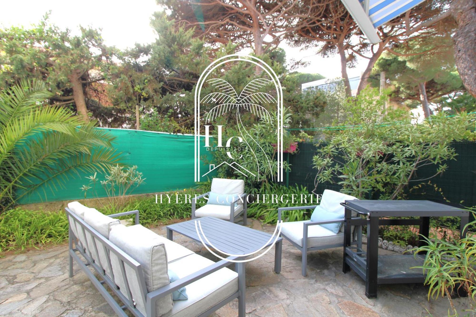 Duplex Au Coeur Du Port D'Hyeres- Plages Parking By Hc Exterior foto