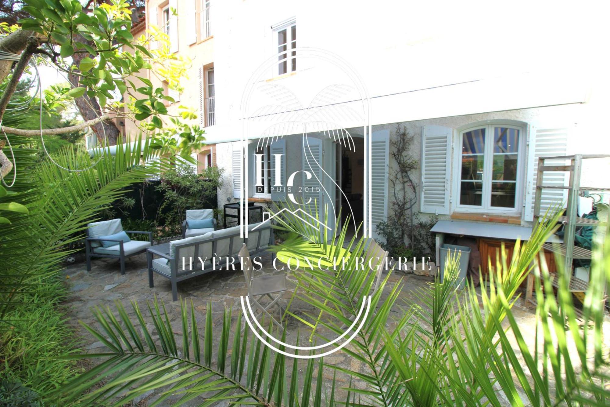 Duplex Au Coeur Du Port D'Hyeres- Plages Parking By Hc Exterior foto