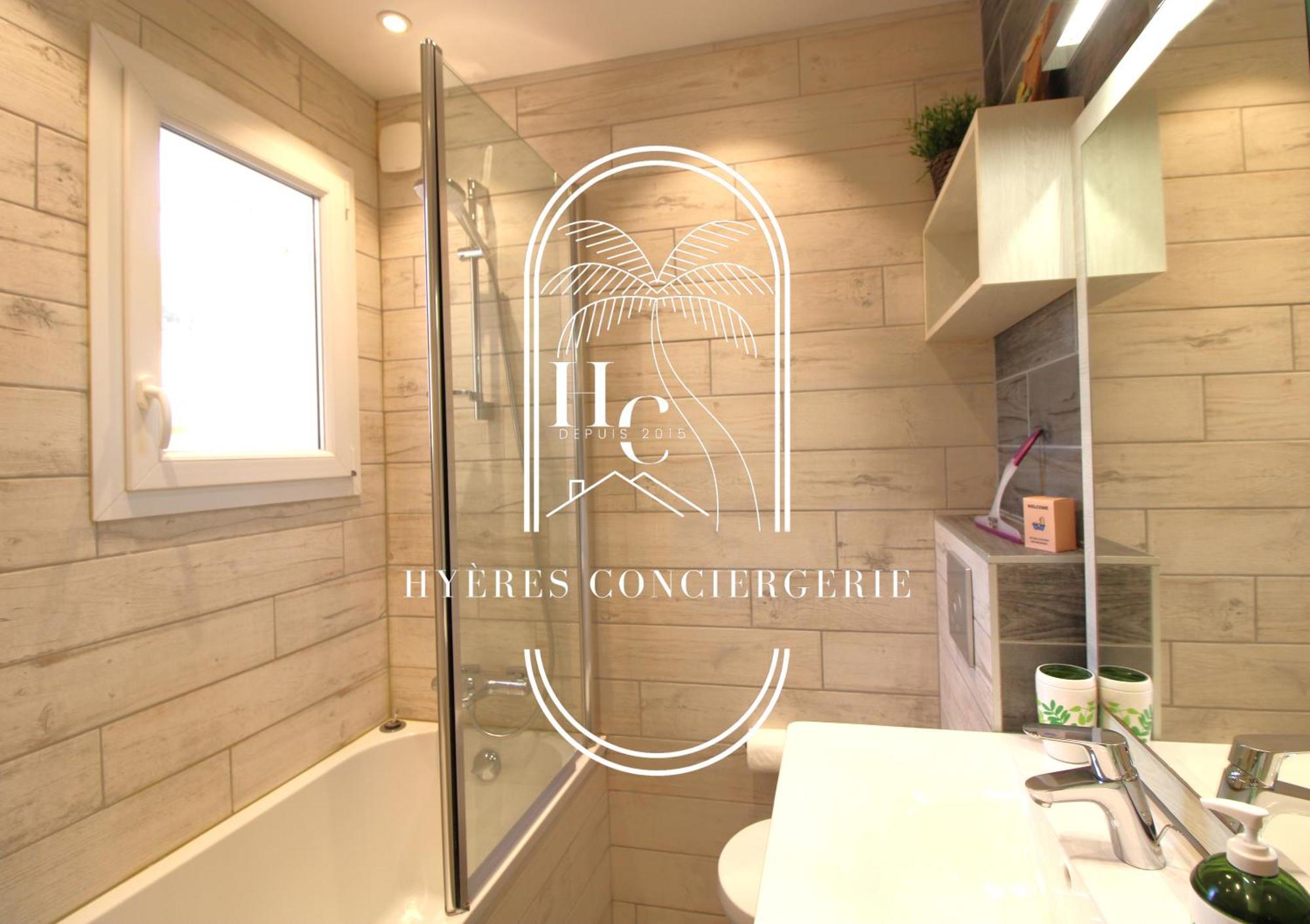 Duplex Au Coeur Du Port D'Hyeres- Plages Parking By Hc Exterior foto