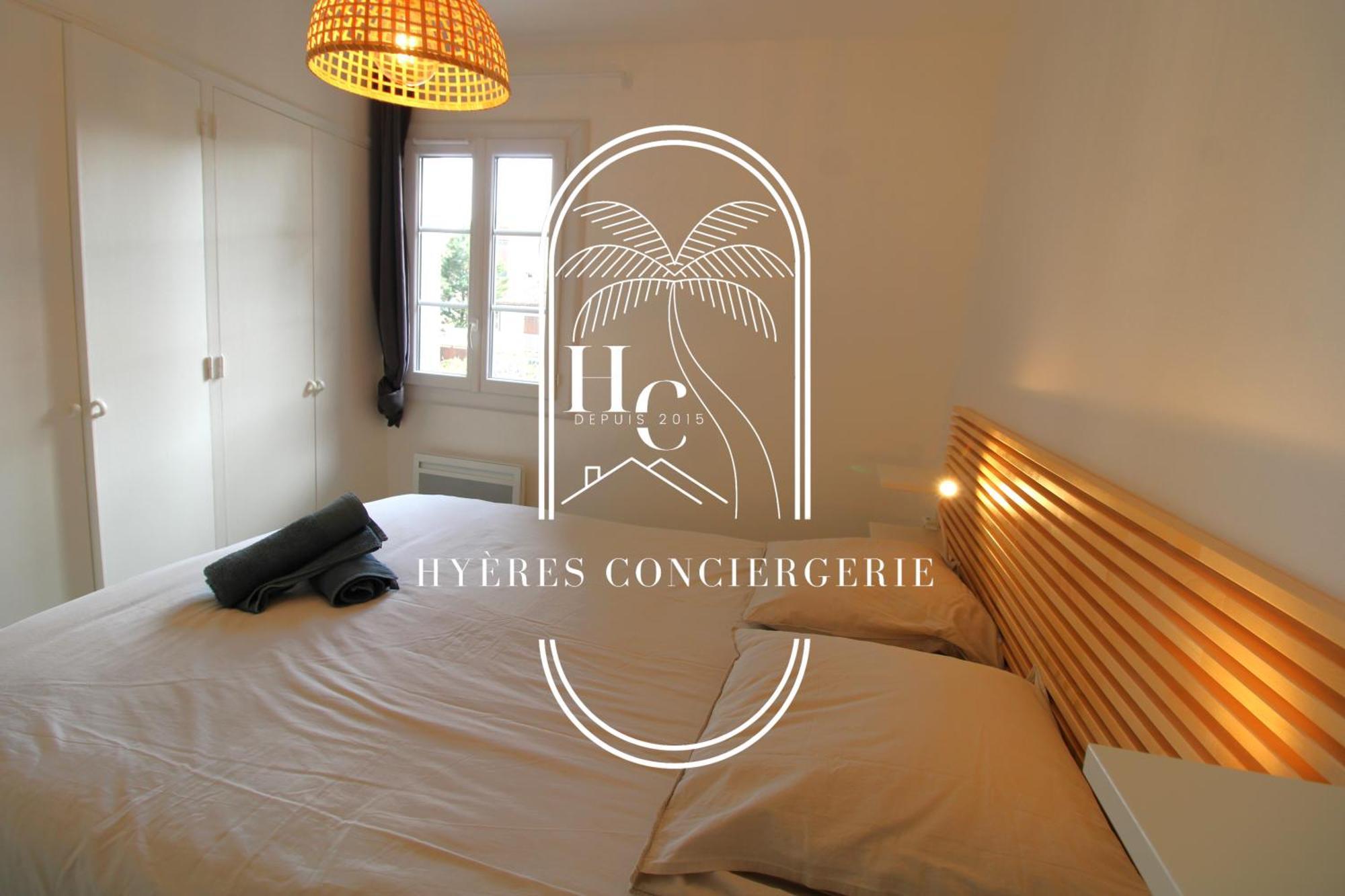 Duplex Au Coeur Du Port D'Hyeres- Plages Parking By Hc Exterior foto